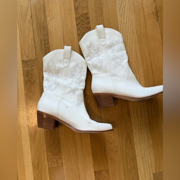Women’s Sz 9.5 M White Leather Mid-Calf Western Cowgirl boots Pointed Toe - Picture 5 of 10